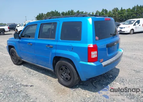 2009 Jeep Patriot Sport z USA, uszkodzony, nr VIN 1J4FT28B09D126443